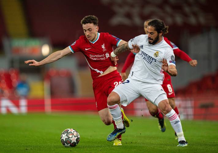 河床进攻端火力强劲，欲破利物浦防线的简单介绍