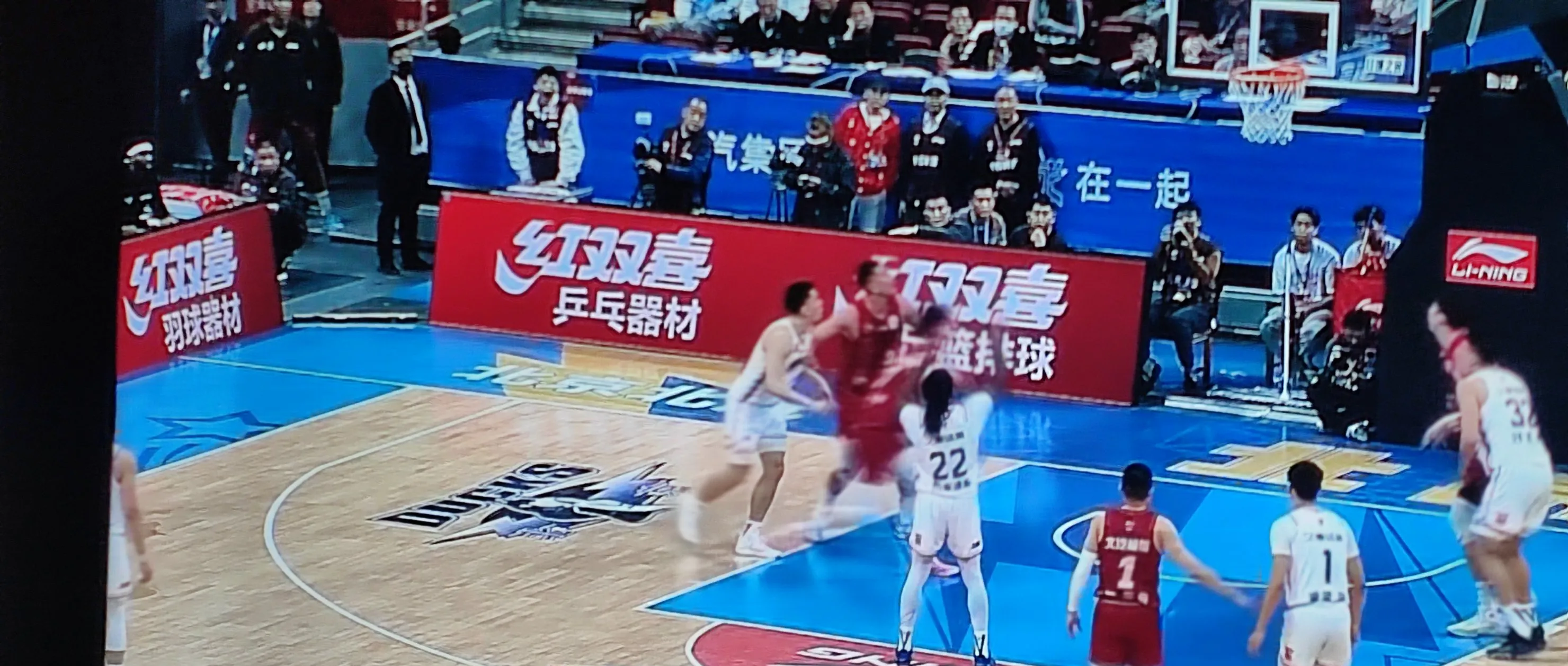 关于上海队成为本场最大亮点，CBA季后赛瞬间破防，爆冷的信息