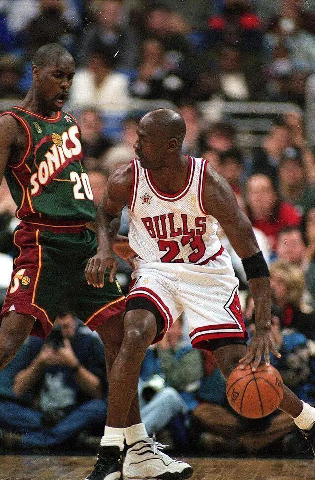 1xbet体育网址-碧绿军士气大增:欧文霸气出击炮轰对手的简单介绍