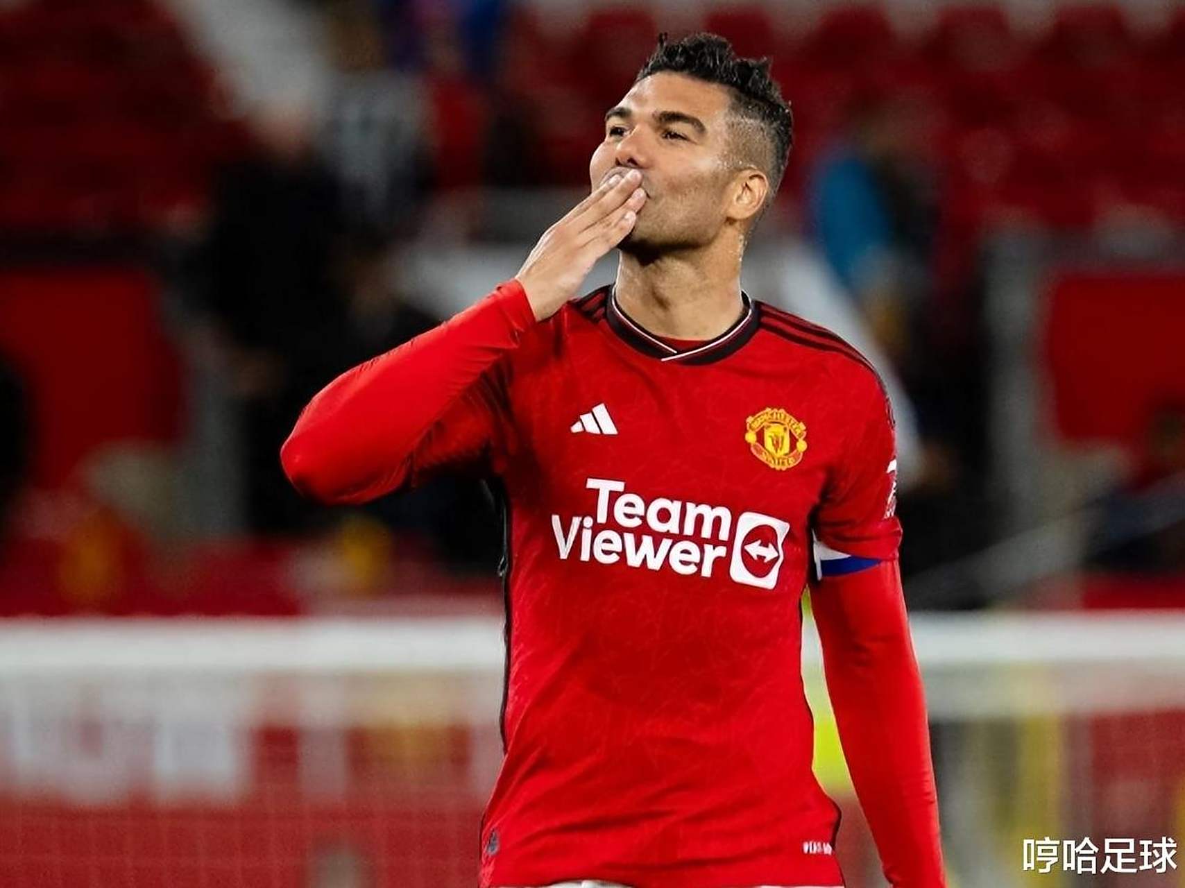 关于曼联在主场按平加盟关键的第二场比赛的信息 关于曼联在主场按平加盟关键的第二场比赛的信息