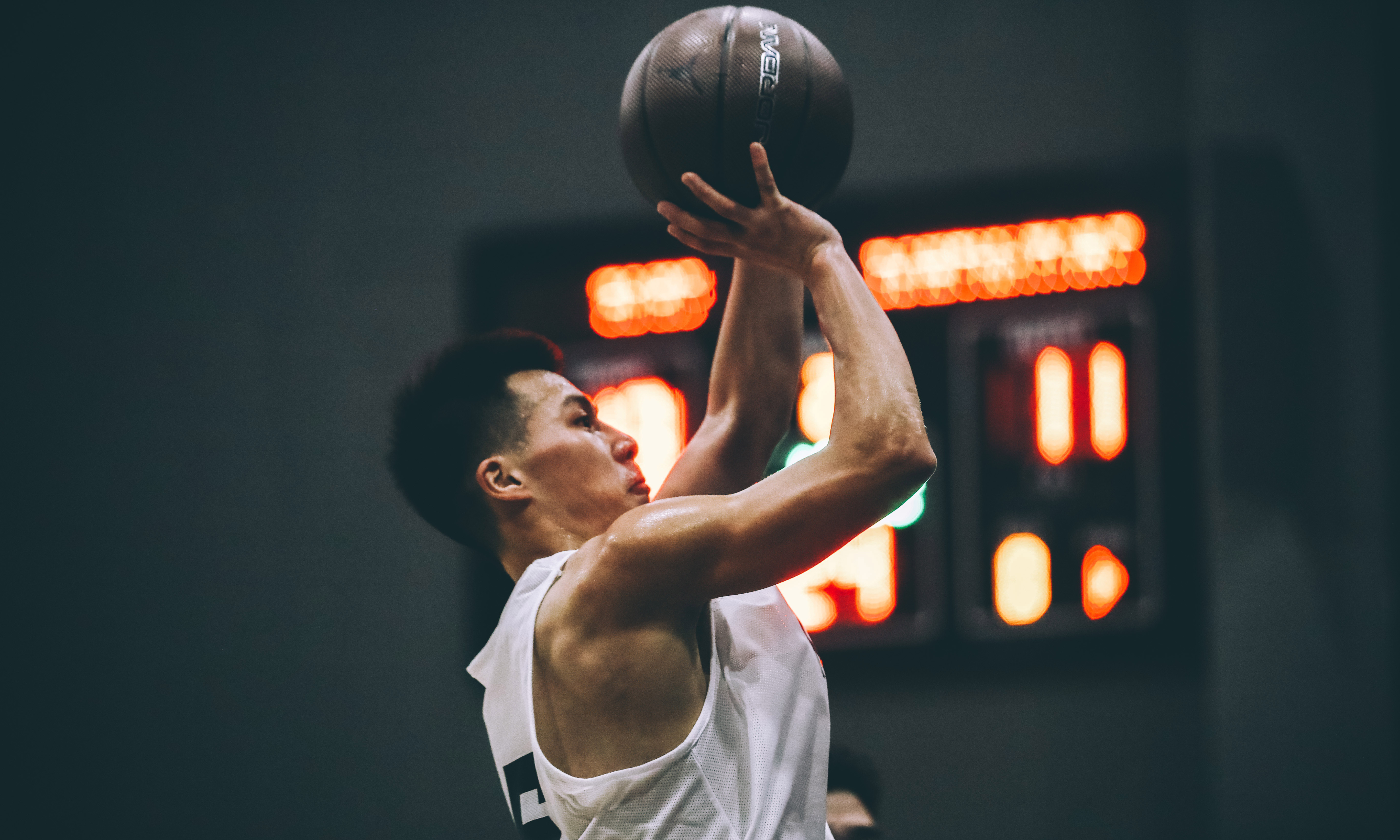 非洲篮球精英赛完胜欧洲对手坚韧拼搏实现胜利的简单介绍