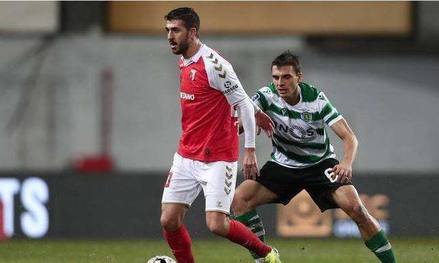 包含雷恩近况不佳，防守问题待解决的词条