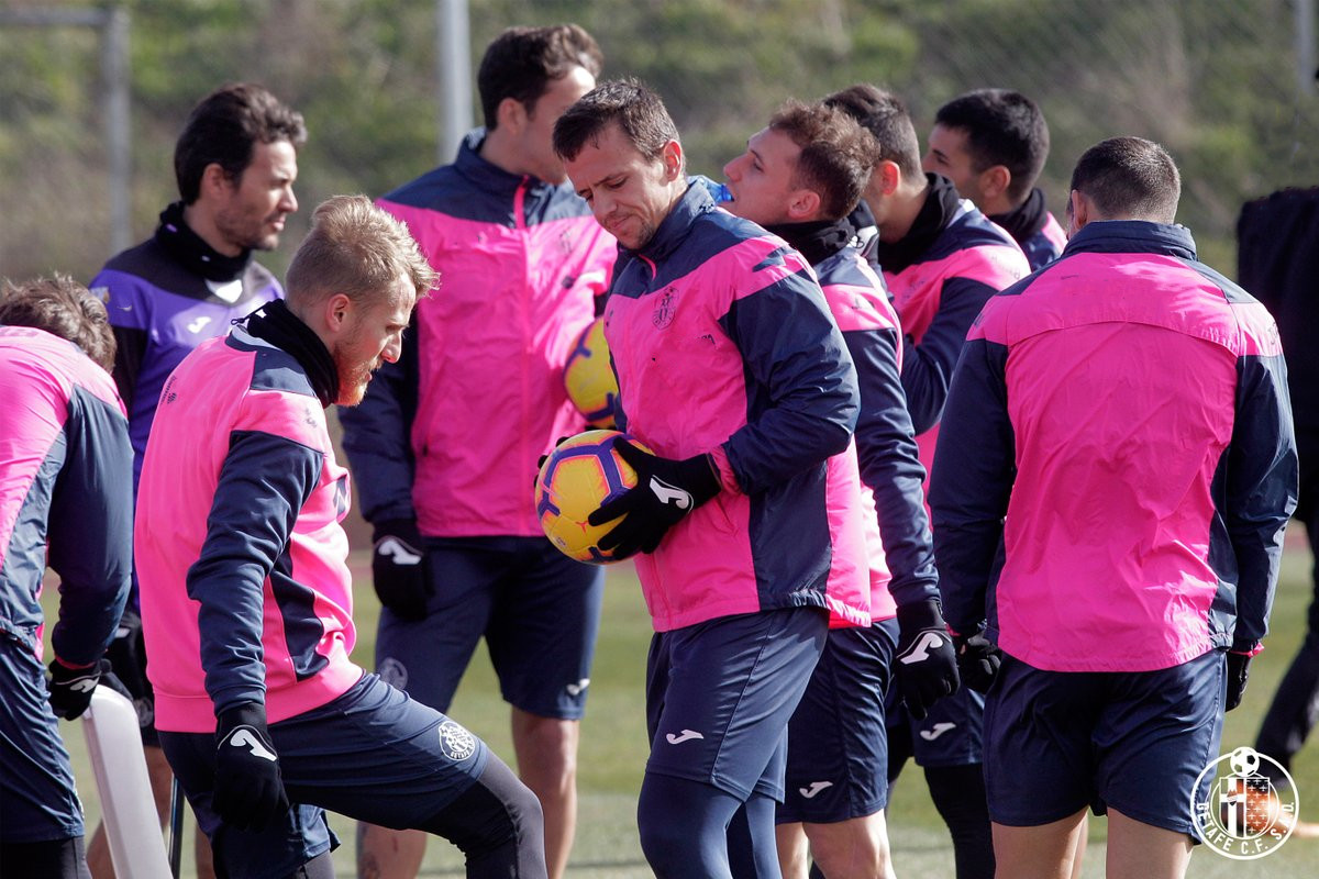 赫塔菲客场胜出,让球迷欢呼的简单介绍 赫塔菲客场胜出,让球迷欢呼的简单介绍