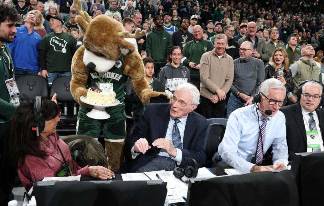 关于西班牙传奇球星退役,篮球界感动送别的信息 关于西班牙传奇球星退役,篮球界感动送别的信息