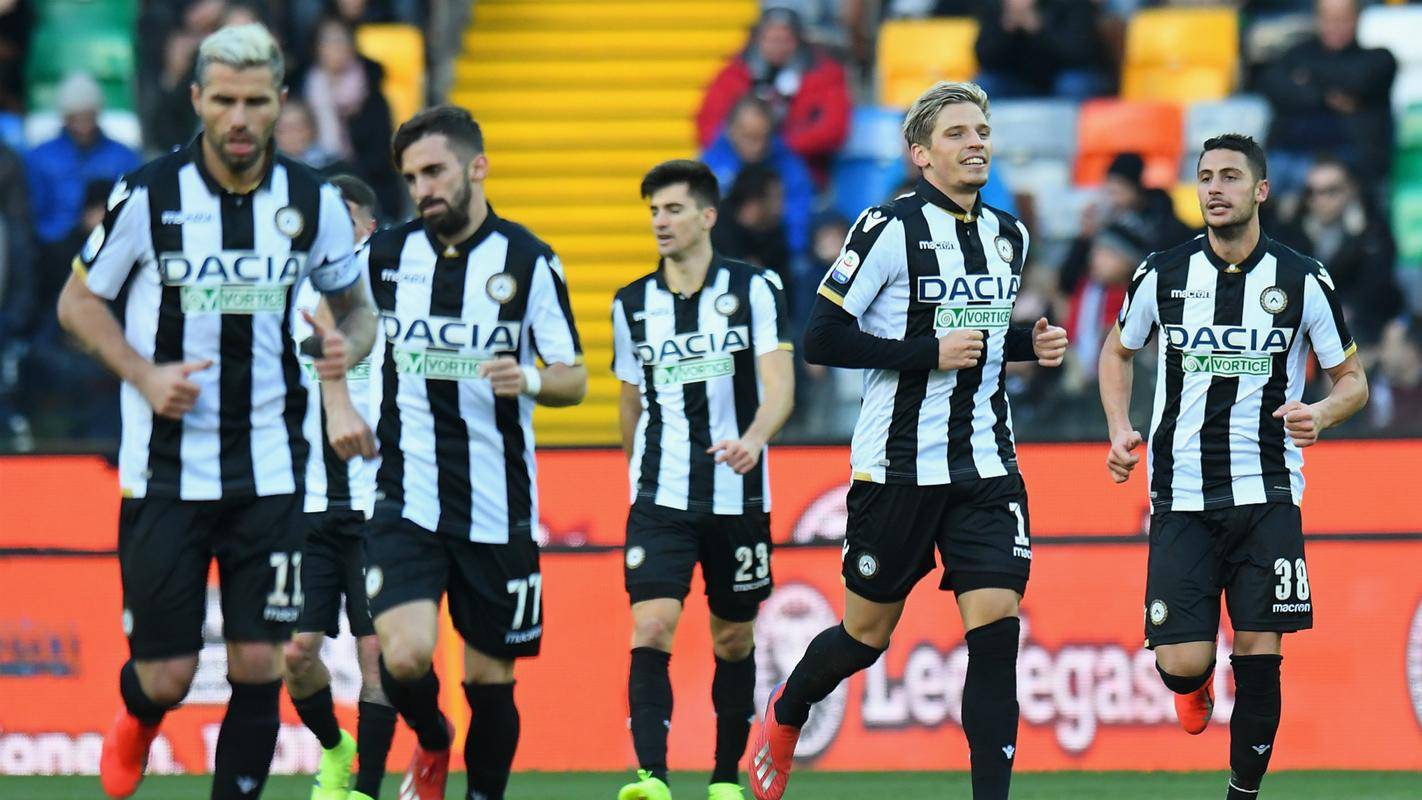 乌迪内斯队悲伤告别主教练,球员面临挑战的简单介绍 乌迪内斯队悲伤告别主教练,球员面临挑战的简单介绍