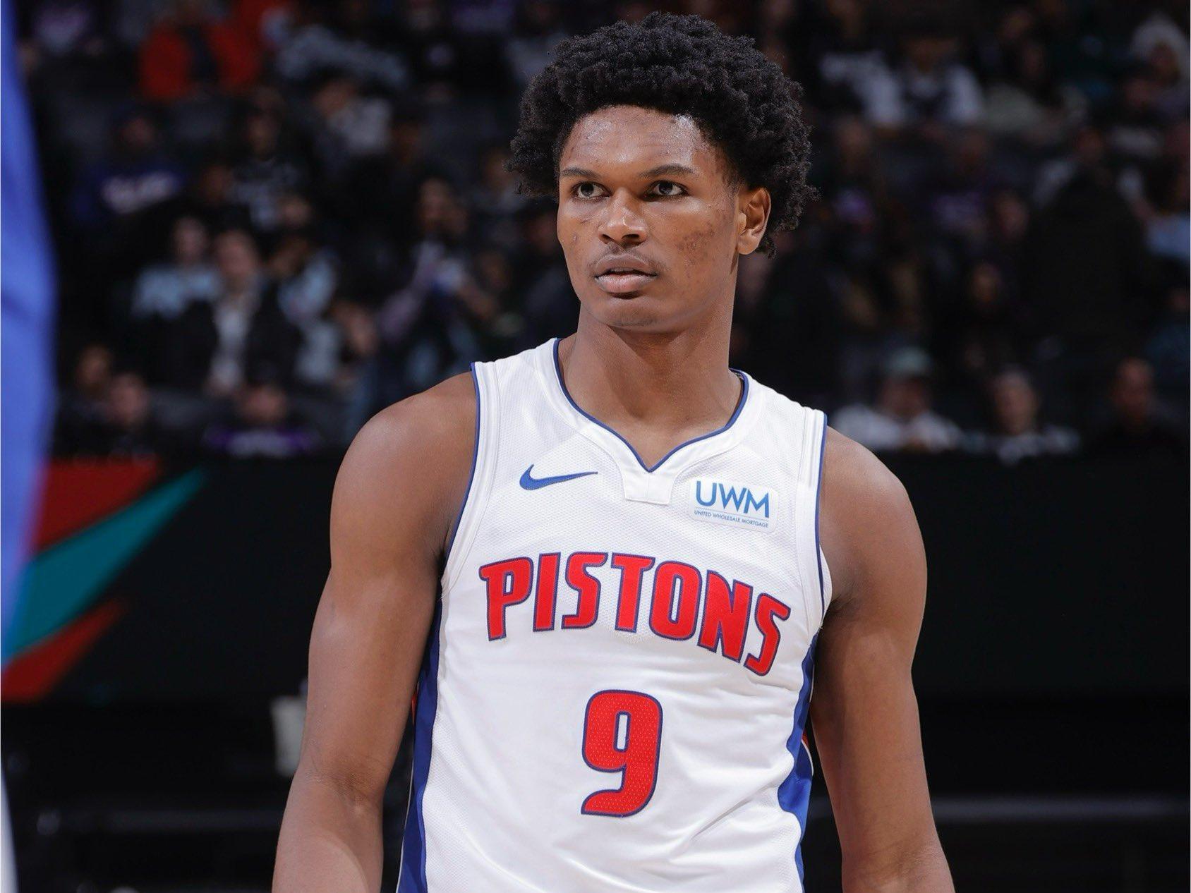 体育界又一传奇！篮球巨星战胜疾病重返球场的简单介绍