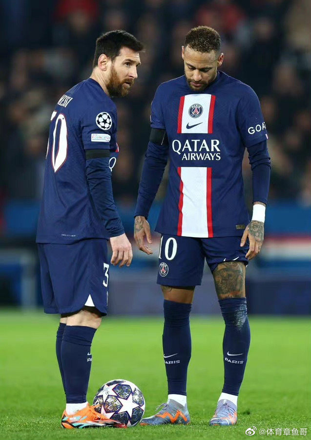 包含巴黎遭遇连败，领先优势缩小的词条