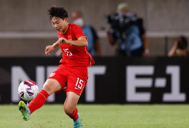 1xbet体育在线-中场核心送礼离队，留洋澳洲联赛的简单介绍